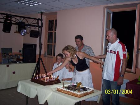 JOYEUX ANNIVERSAIRE!